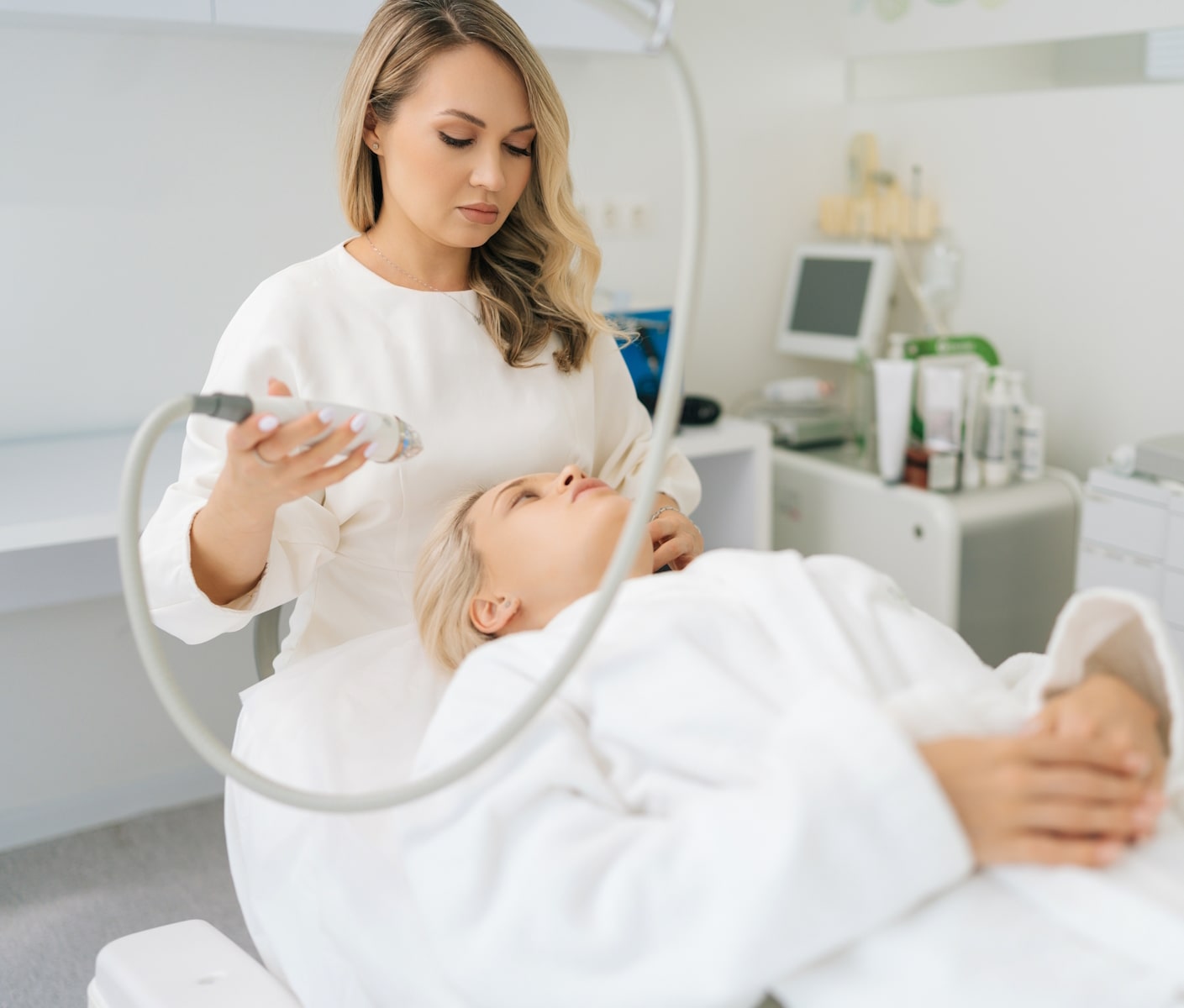 Urządzenie do radiofrekwencji mikroigłowej ARTFRAX: EFEKTY + KOMFORT